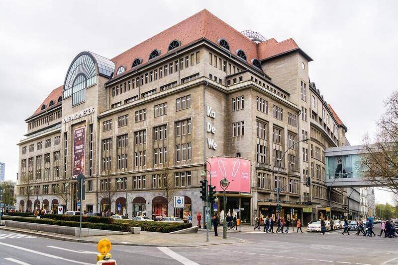 Kaufhaus des Westens (Kadewe), Berlin'de ne yapılır