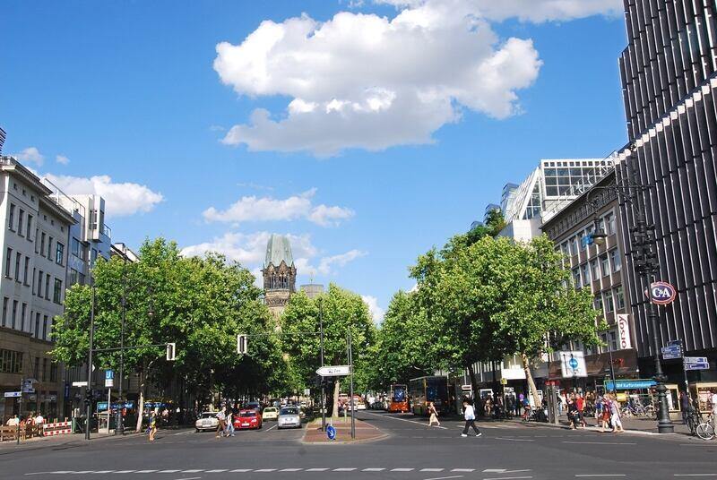 Kurfürstendamm, Berlin'de ne yapılır