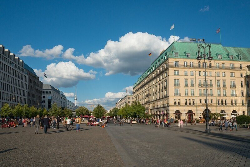 Unter den Linden, Berlin