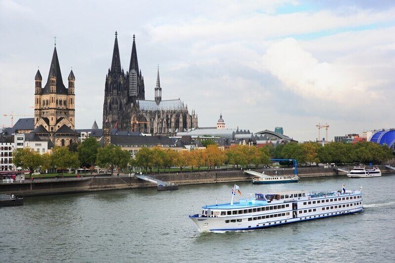 Ren Nehri'nde Tekne Turu, Köln'de ne yapılır