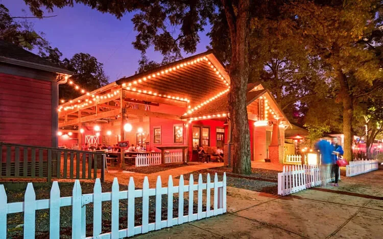 Rainey Caddesi, Austin ABD