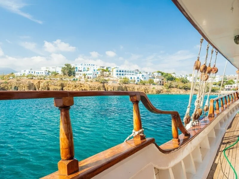 Piso Livadi, Paros Adası'nda nerede kalınır