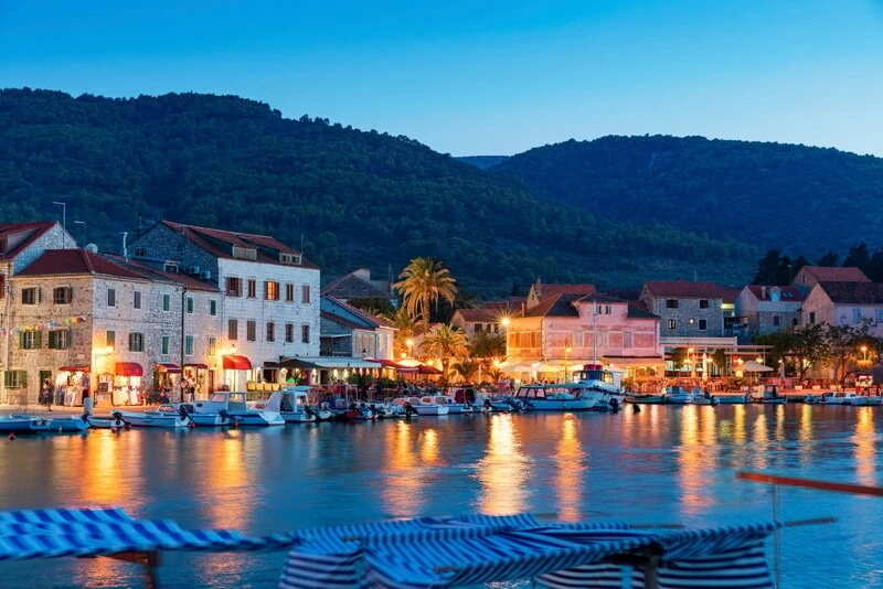 Stari Grad, Hvar