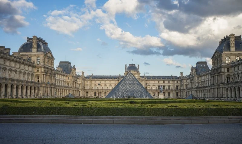 Louvre Bölgesi, Paris Fransa