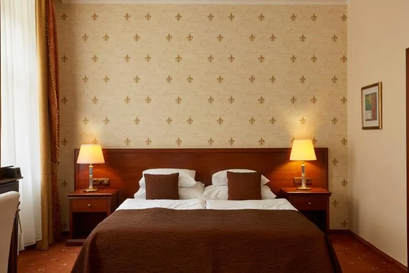 FLEUR DE LIS HOTEL
